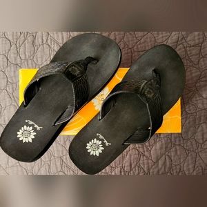 Yellowbox Flax Black Flip-flops